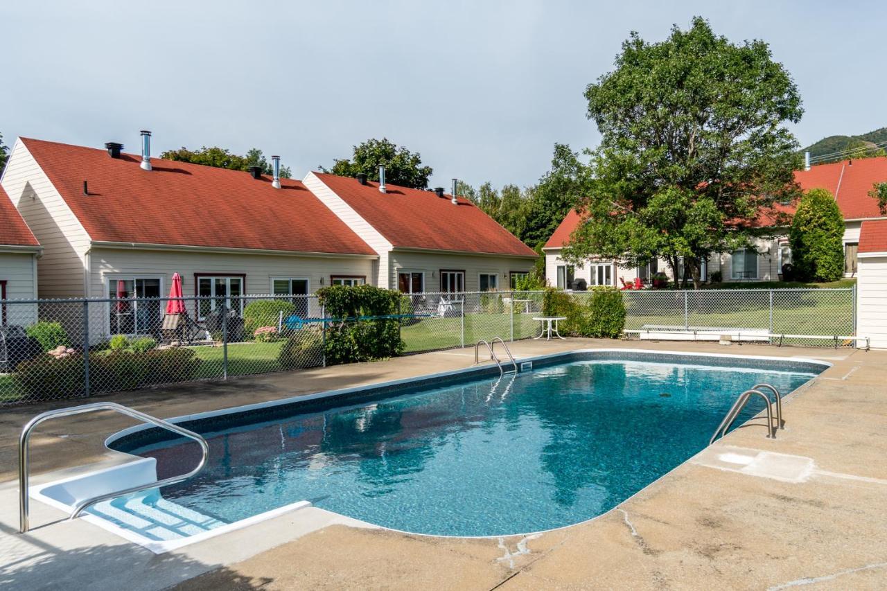 Initial - Sylvestre - Mont-Sainte-Anne Apartment Beaupre Ngoại thất bức ảnh